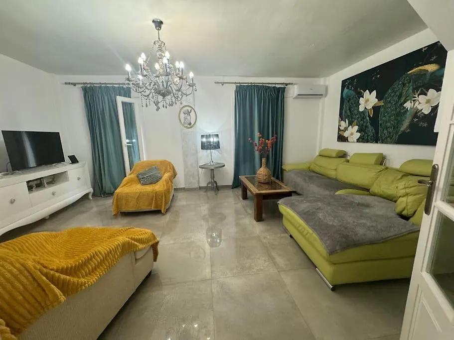 Casa Preciosa Ideal Para Familias La Linea de la Concepcion Spain